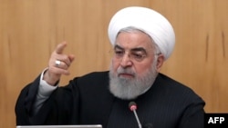 Rouhani también pidió una completa explicación de la catástrofe y citó la necesidad de cambios sobre la forma como el gobierno iraní dirige el país.
