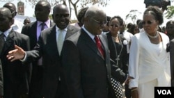 Armando Guebuza no Dia da Paz em Moçambique 4 de Outubro (Foto SAPO)