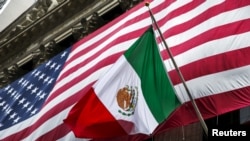 Le président mexicain Andrés Manuel López Obrador s'est déclaré "optimiste" sur la conclusion d'un accord avant la date fixée par son homologue américain pour l'entrée en vigueur des droits de douane.