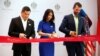 Pemimpin MNC Group, Hary Tanoesoedibjo, dan istrinya, Liliana Tanaja Tanoesoedibjo, dan Wakil President Eksekutif Trump Organization, Donald J. Trump, berisap menggunting pita dalam acara pra peluncuran Trump Residences di Jakarta, Selasa, 13 Agustus 2019
