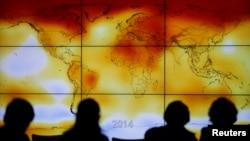 Pendant la COP21, au Bourget (France), le 8 décembre 2015. (REUTERS/Stephane Mahe)