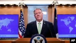 De acuerdo con lo citado por el secretario Pompeo, la orden judicial de la corte abarca mucho más que daños a la reputación y trastornos económicos a un condado de Texas como ha dicho el juez. 