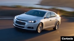 Entre los últimos modelos reportados con problemas por GM está el Chevrolet Malibu 2014. (Foto: GM)