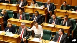 La Première ministre néo-zélandaise Jacinda Ardern au parlement le 2 décembre 2020 à Wellington.