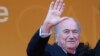 La FIFA suspend le processus d'attribution du Mondial 2026 de football