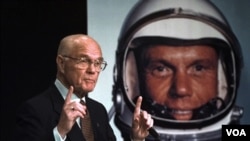 John Glenn también se desempeñó como senador demócrata por el estado de Ohio en el Congreso de Estados Unidos.