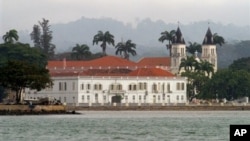 Edifício dos Tribunais na cidade de São Tomé, na Ilha de São Tomé (Arquivo)