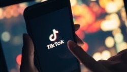 iPhone手机上的TikTok应有软件。