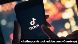 iPhone手机上的TikTok应有软件。