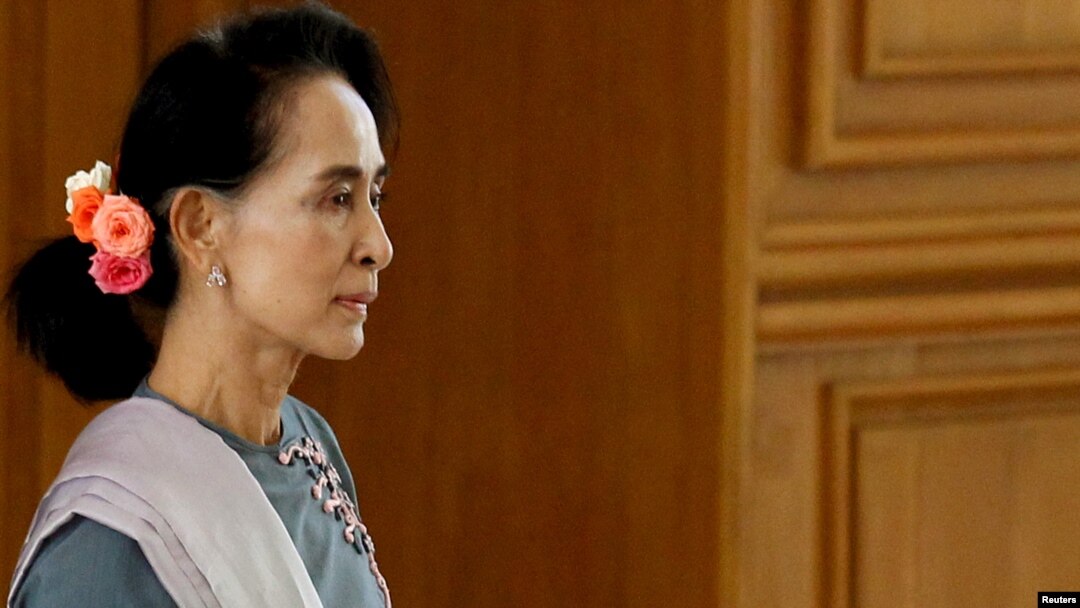 အမျိူးသားဒီမိုကရေစီအဖွဲ့ချုပ် (NLD) ခေါင်းဆောင် ဒေါ် အောင်ဆန်းစုကြည် ( ဓာတ်ပုံ - Reuters) 