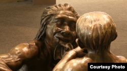 A Neaderthal mother and her child.