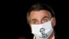 El presidente Jair Bolsonaro dijo el martes que se sentía mejor después de haber sido tratado con hidroxicloroquina y azitromicina. 