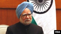 Komentar PM India Manmohan Singh membuat kerisauan di Bangladesh.