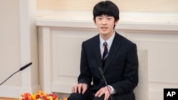 資料照片: 2025年3月3日日本悠仁親王在東京皇宮舉行首次記者會。