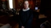 Jueza Ginsburg pide disculpas a Trump