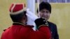 Morales busca 4to mandato; Bolivia protesta en día patrio