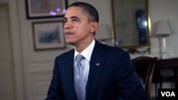 Presiden Obama mendesak kedua partai untuk menyepakati perpanjangan pemotongan pajak.