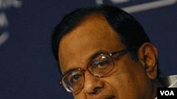 Mendagri India, P. Chidambaram mengatakan akan memberi perhatian lebih besar pada kebutuhan pembangunan di wilayah pemberontak Maois.