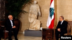 Iran's Foreign Minister Mohammad Javad Zarif (L) meets with Lebanese President Michel Aoun, at the presidential palace in Baabda, near Beirut, Lebanon, Nov. 7, 2016. 