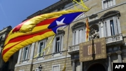 Un drapeau pro-indépendance à Barcelone, le 17 mai 2018.