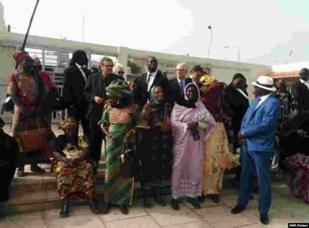 Les familles des victimes de l'ex-président tchadien attendent le verdict avec impatience à Dakar, lundi 30 mai 2016.