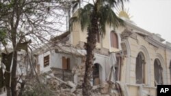 A casa do filho de Gadhafi foi atingida por um míssil da NATO