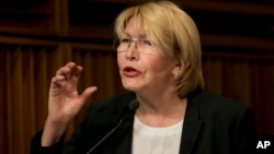 Ortega Díaz denunció que el Consejo Nacional Electoral incurrió en violaciones de “los principios de progresividad de los DDHH, del derecho al sufragio y la participación política, así como el principio de soberanía constitucional”.