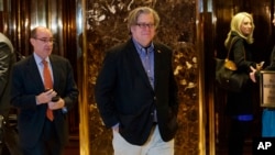 Stephen Bannon es responsable de haber dado vuelta  a la campaña de Trump y llevarlo a la presidencia.