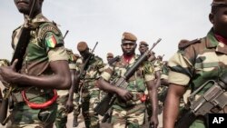 Des militaires sénégalais à Thies, Sénégal, 8 février 2016.