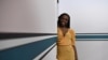 La réalisatrice kényane Wanuri Kahiu avant l'ouverture de la 71ème édition du Festival de Cannes, dans le sud de la France, le 8 mai 2018.
