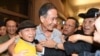 Blogger Pengecam Pemerintah Vietnam Diusir ke AS