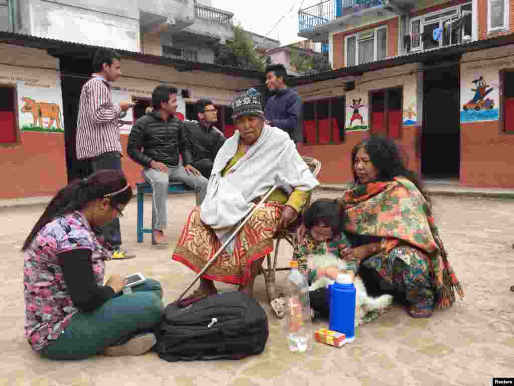 An yi girgizar kasa a Nepal, Afrilu 25, 2015.
