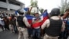 Polisi Haiti Tembaki Pendemo yang Blokir Istana Nasional