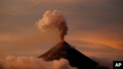 Philippines Mount Mayon Erupts