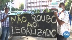 Estudantes tentam manifestação contra regalias parlamentares