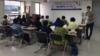 지난 7일 서울 종로구의 통일운동시민단체 '새롭고 하나된 조국을 위한 모임' 강의실에서 탈북민을 위한 언어교육이 진행 중이다.