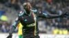 Le défenseur sénégalais Souleymane Diawara jubile après avoir marqué contre le MSK Zilina lors de son match de football de la Ligue des Champions Groupe F, au stade Vélodrome de Marseille, dans le sud de la France, le 19 octobre 2010.
