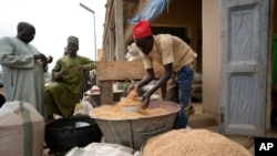 L'absence d'engrais russes et de blé ukrainien sur le marché est très problématique pour de nombreux pays africains.
