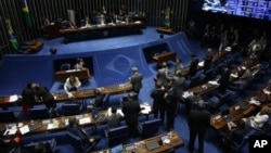 Brazil's Senate must decide whether to remove suspended president Dilma Rousseff from office. Now, some lawmakers are reconsidering their opinions about the embattled president.