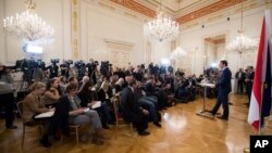 Obraćanje kancelara Sebastijana Kurca medijima posle afere Ibica, Foto: AP Photo/Michael Gruber