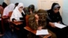 نظرپرسی: ۶۳ درصد دختران در افغانستان پیش از ۱۵ سالگی مکتب را ترک می‌کنند