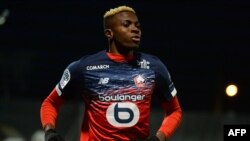 Victor Osimhen célèbre son but lors d'un match entre Angers et Lille, France, le 7 février 2020. (Photo JF MONIER / AFP)