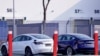 在中國的特斯拉上海廠裡生產的特斯拉Model 3 電動汽車。 （2019年12月2日）