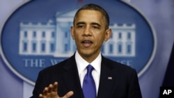 Presiden Barack Obama memberikan keterangan kepada pers terkait jurang fiskal di Gedung Putih, Jum'at (21/12).
