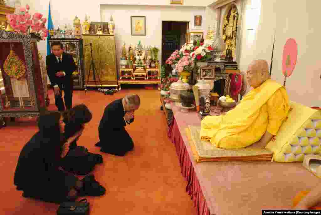 Thai king funeral wat thai dc