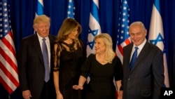 Tanto el Primer Ministro Netanyahu y Donald Trump resaltaron la amistad forjada entre sus esposas Melania y Sara.