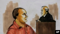 Gambar sketsa pengadilan tahun 2009 menunjukkan David Coleman Headley, kiri, mengaku tidak bersalah di depan Hakim Harry Leinenweber di Chicago atas tuduhan konspirasi dalam serangan teror maut tahun 2008 di Mumbai.
