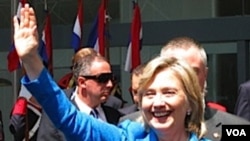 En su recorrido latinoamericano, Clinton visitará a Ecuador, Colombia y Barbados.