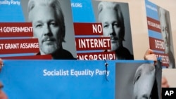 El Departamento de Justicia de EE.UU. ha acusado al fundador de WikiLeaks, Julian Assange, de recibir y publicar información clasificada.