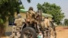 Des hommes armés kidnappent 140 lycéens dans leur pensionnat au Nigeria